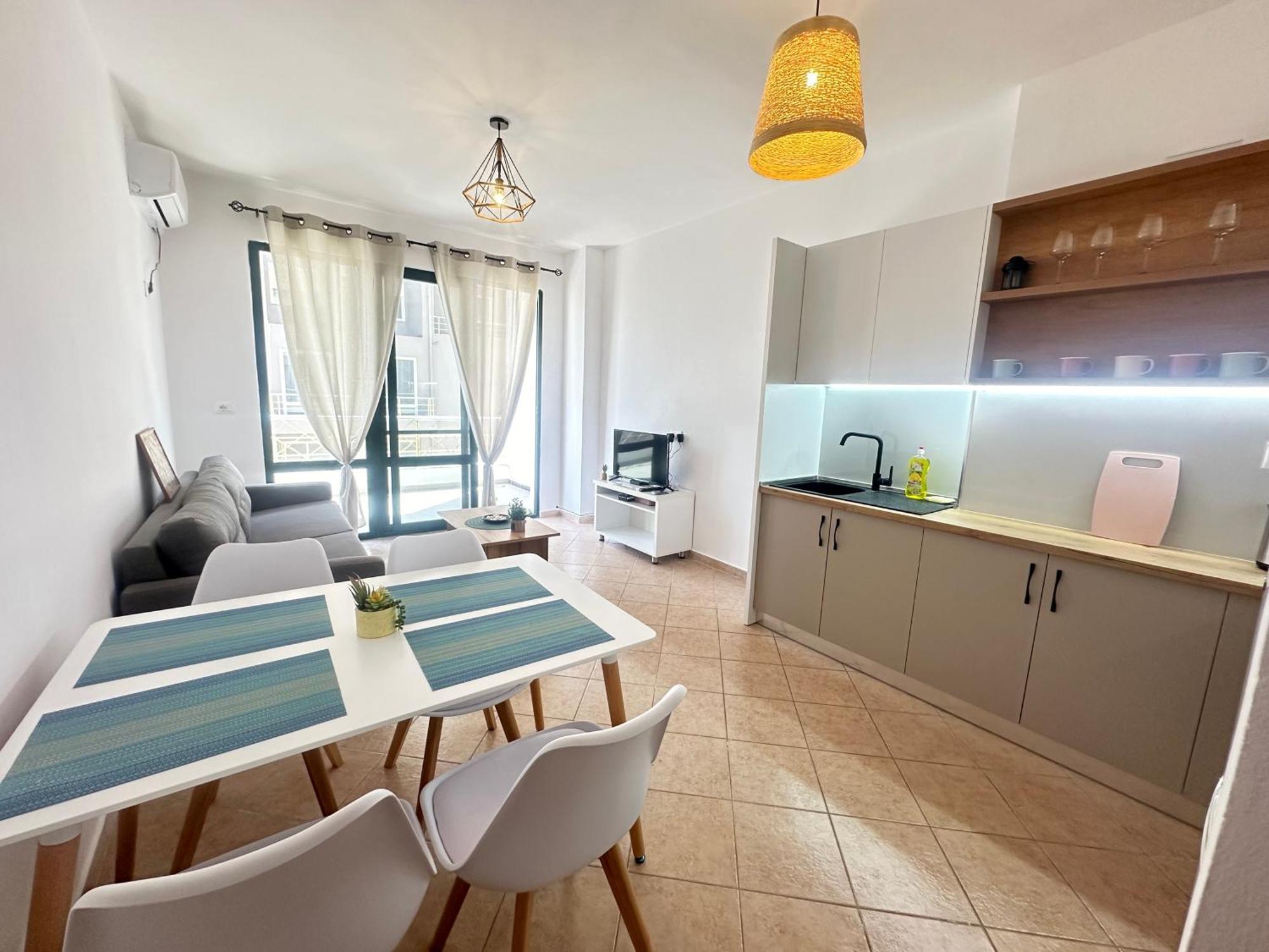 City Beach Apartment * Durrës